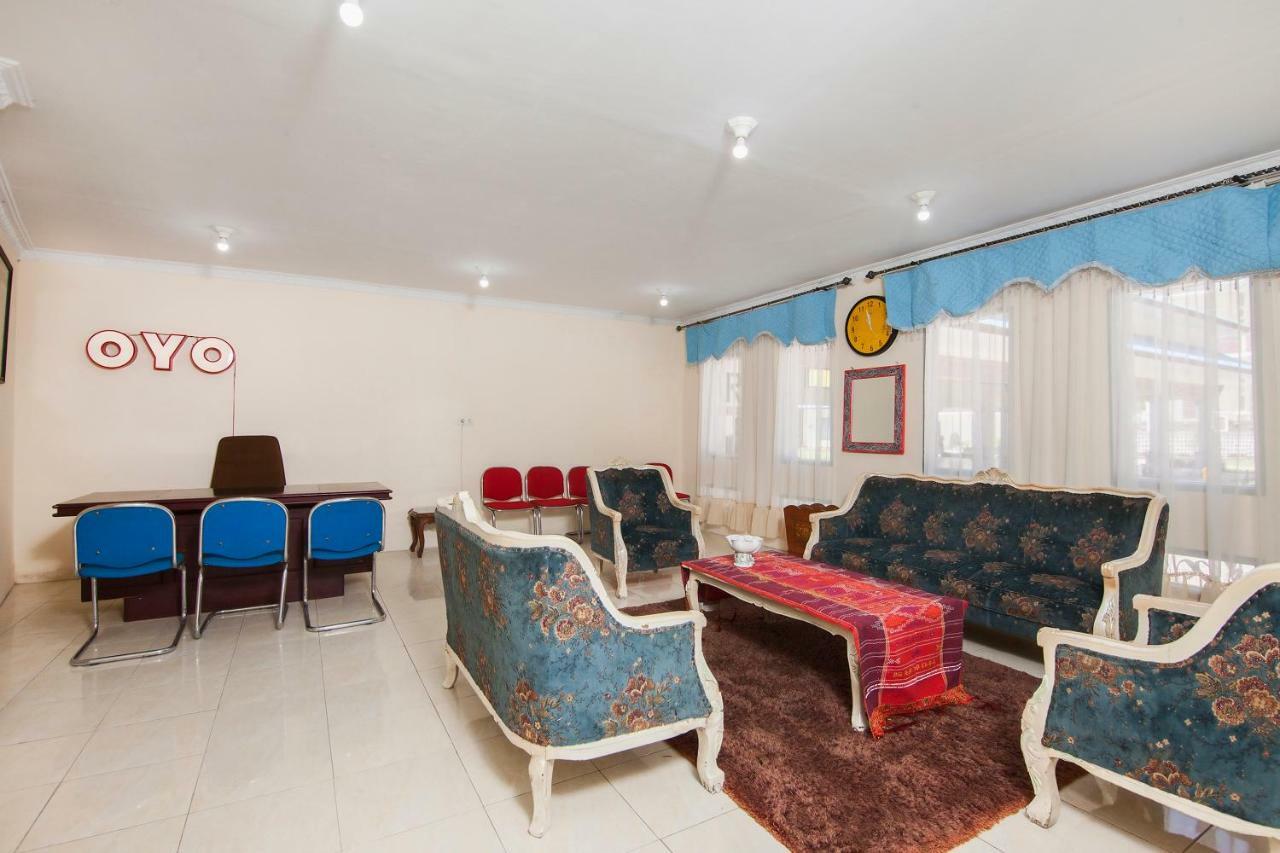 Oyo 719 Penginapan Panatapan Almonsari Resort Siborongborong Kültér fotó